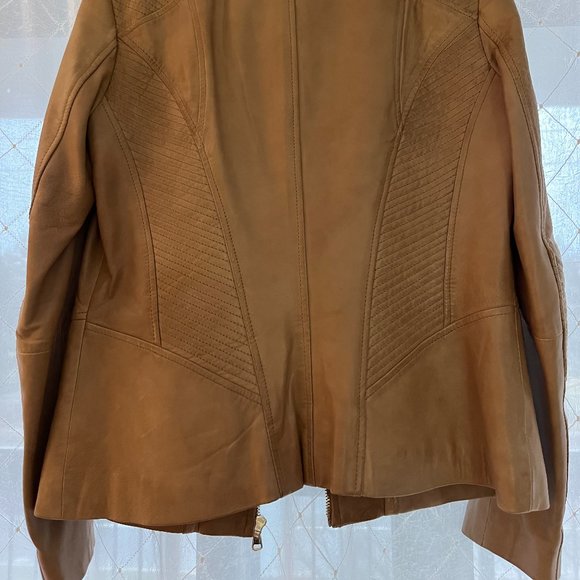 Danier leather jacket size medium - Picture 6 of 7